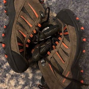 Boys Columbia Size 11 Hiking Boots